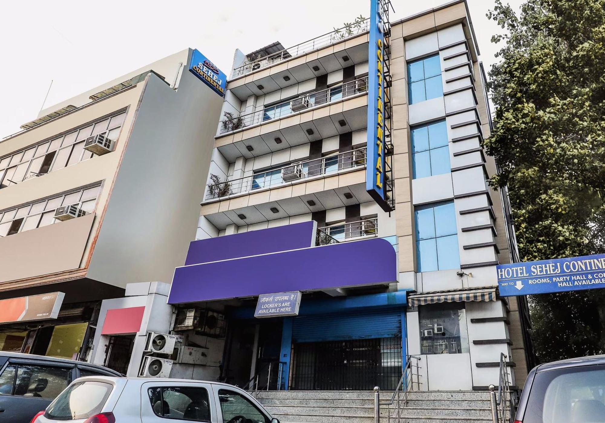 Hotel O Sehej Continental Ню Делхи Екстериор снимка
